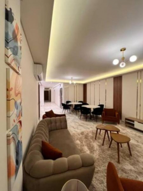 White Palace served Apartment 31